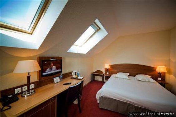 Ibis Styles Clermont-Ferrand Aeroport Hotell Rum bild