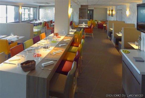 Ibis Styles Clermont-Ferrand Aeroport Hotell Restaurang bild
