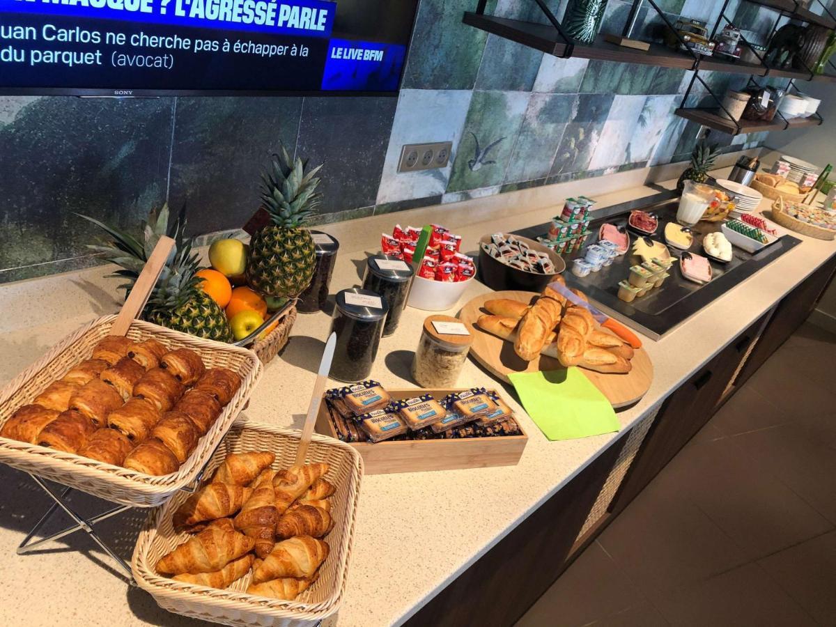 Ibis Styles Clermont-Ferrand Aeroport Hotell Exteriör bild