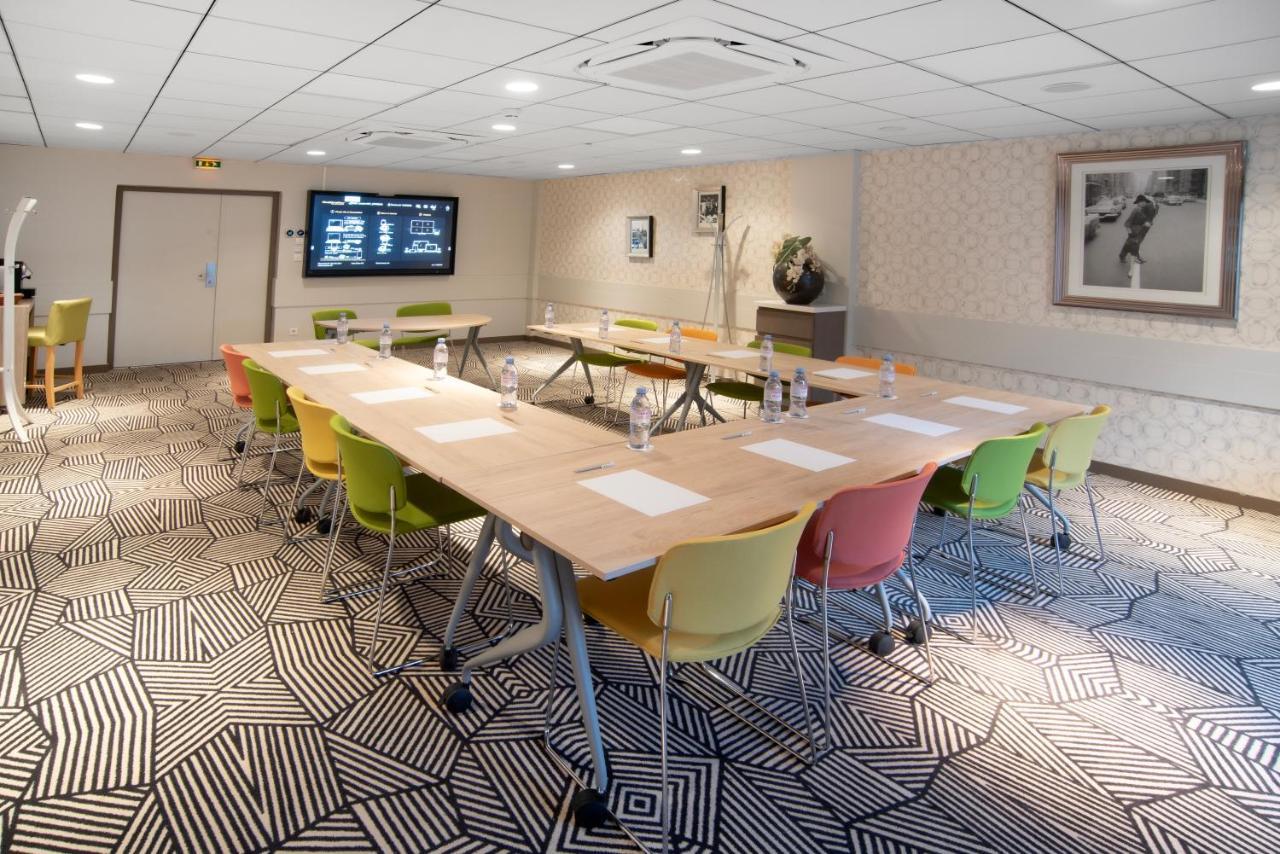 Ibis Styles Clermont-Ferrand Aeroport Hotell Exteriör bild