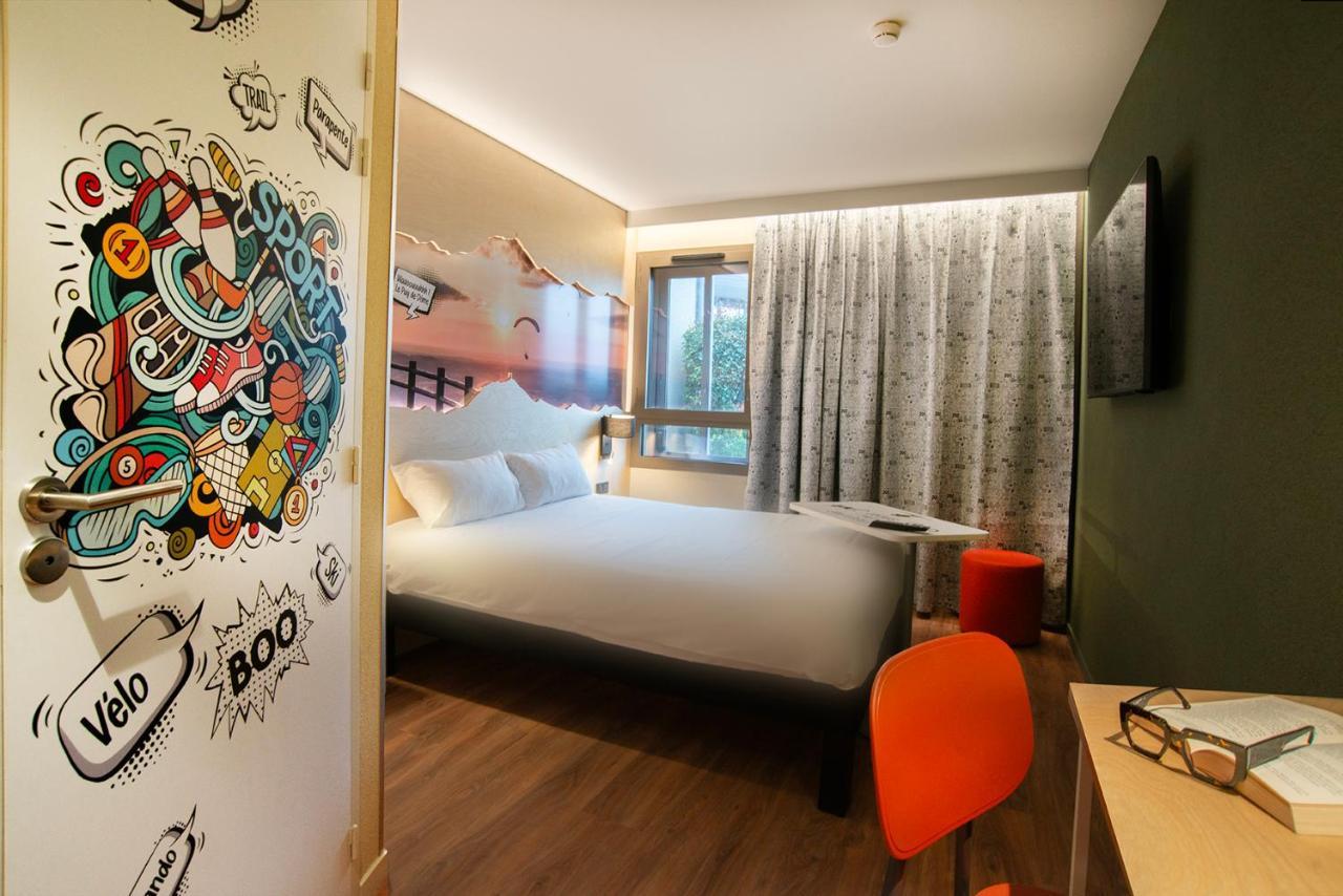 Ibis Styles Clermont-Ferrand Aeroport Hotell Exteriör bild