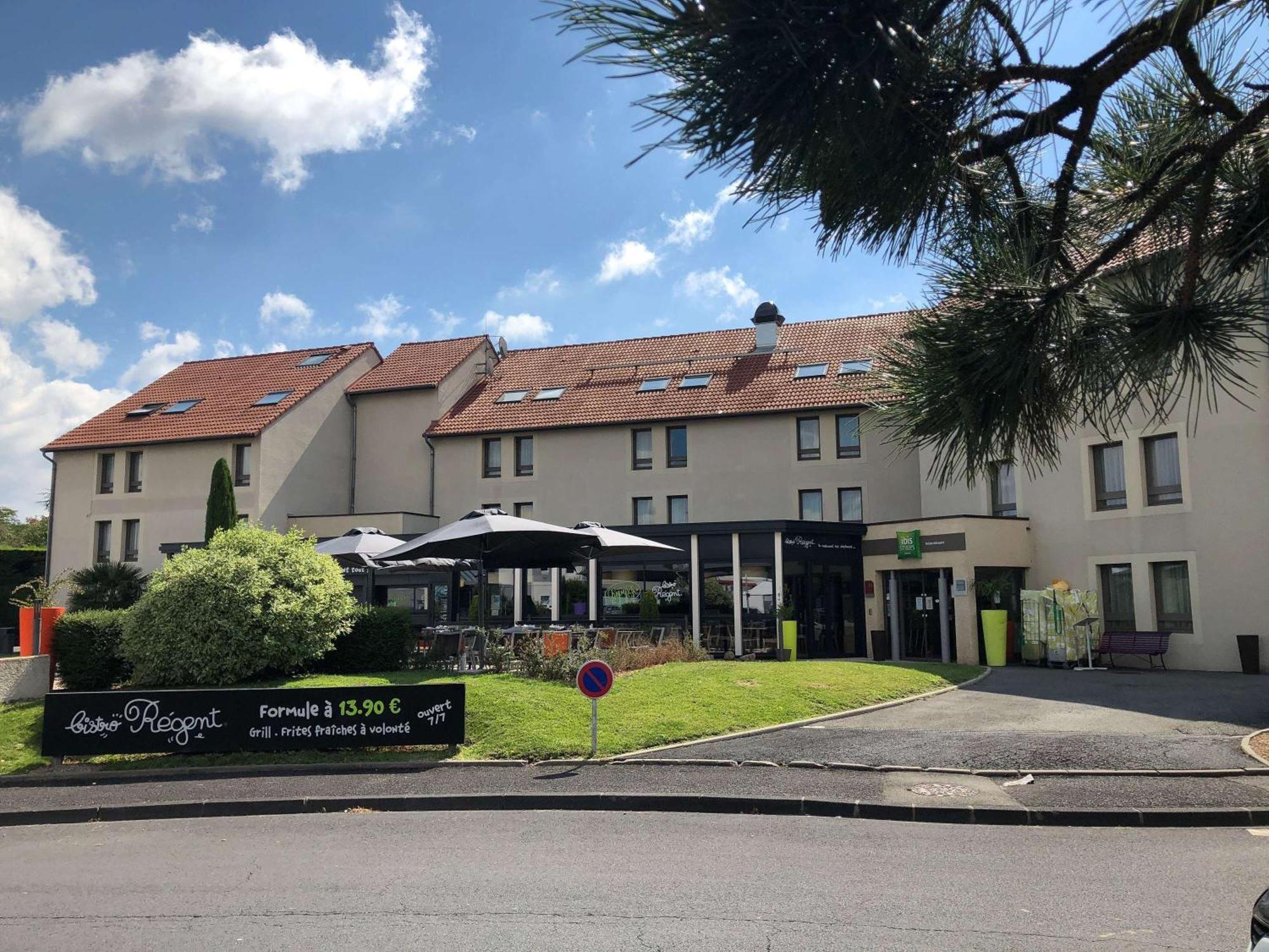 Ibis Styles Clermont-Ferrand Aeroport Hotell Exteriör bild